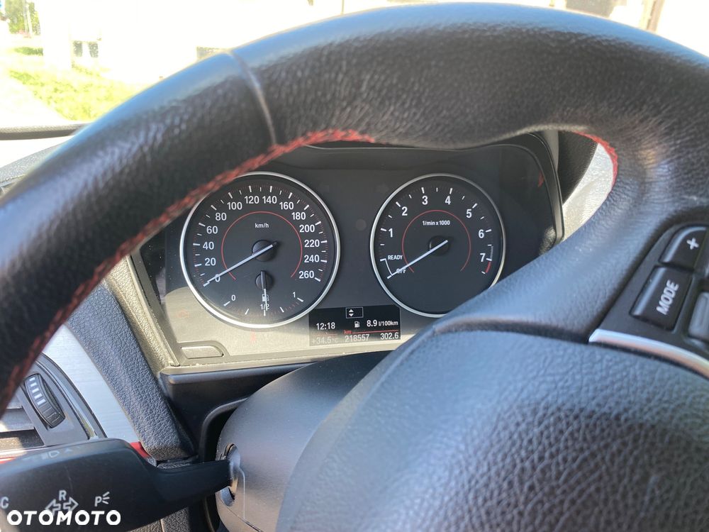 BMW Seria 1 - 10