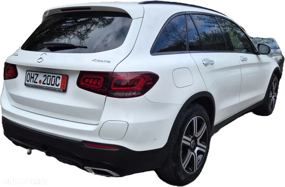 Mercedes-Benz GLC - 4