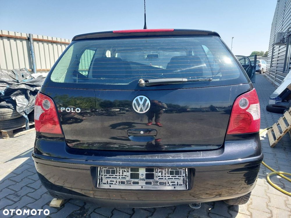 ZDERZAK TYŁ + LAMPY TYŁ VOLKSWAGEN POLO IV LC9Z ZDERZAK TYŁ LAMPY TYŁ - 1