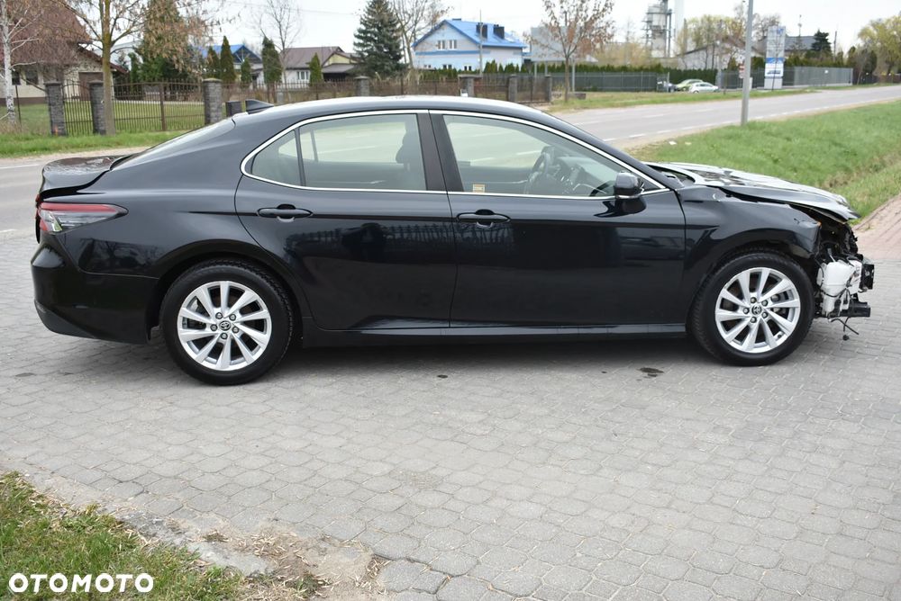 Toyota Camry 2.5 Hybrid Comfort CVT - 6