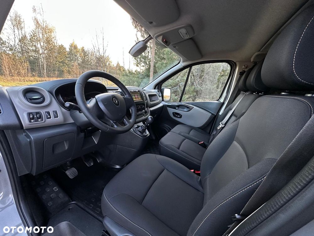 Renault Trafic - 28