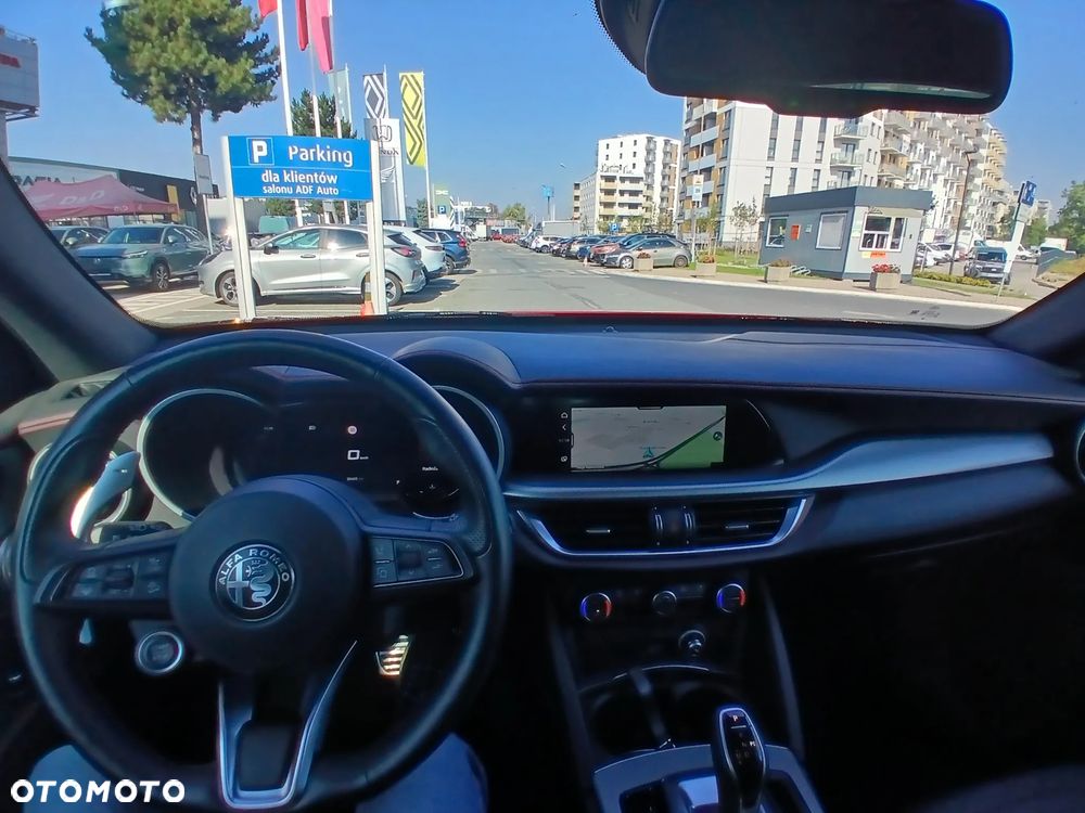 Alfa Romeo Stelvio 2.0 Turbo Tributo Italiano Q4 - 29