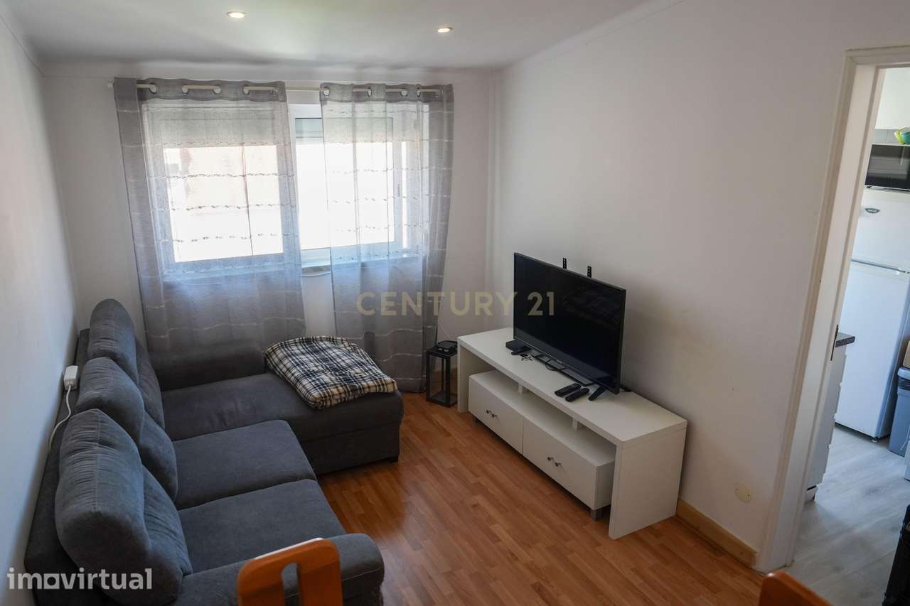 Apartamento T1 Mobilado em Almada - Grande imagem: 3/18