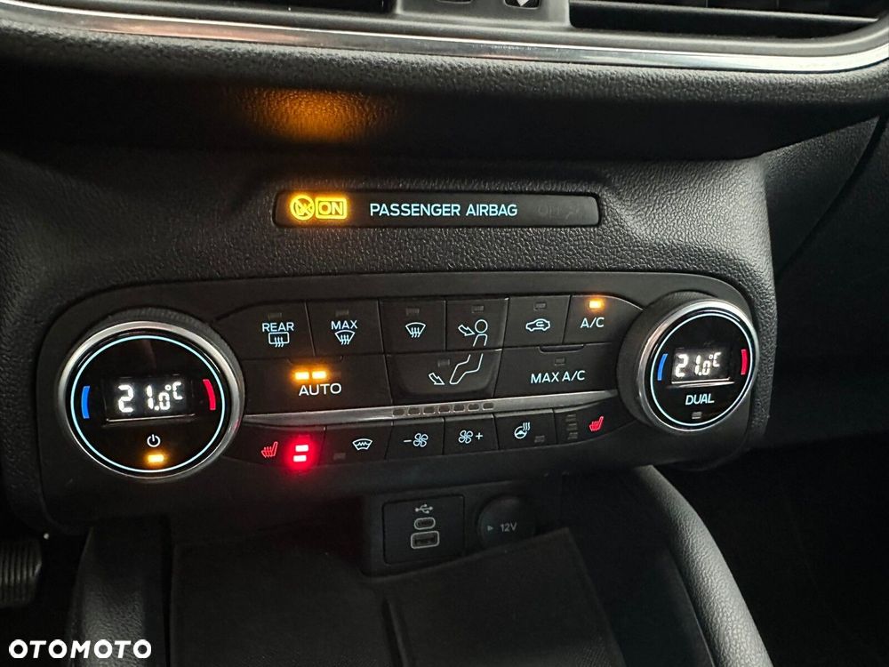 Ford Kuga 1.5 EcoBoost FWD Titanium - 25