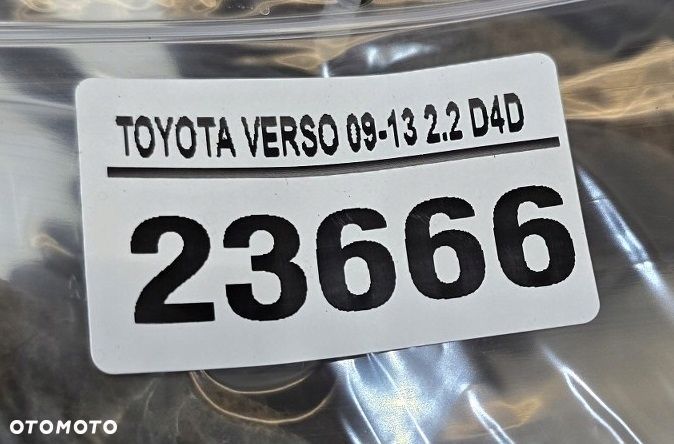 amortyzator przód prawy toyota verso 2.0 d d4d 09-18r - 3