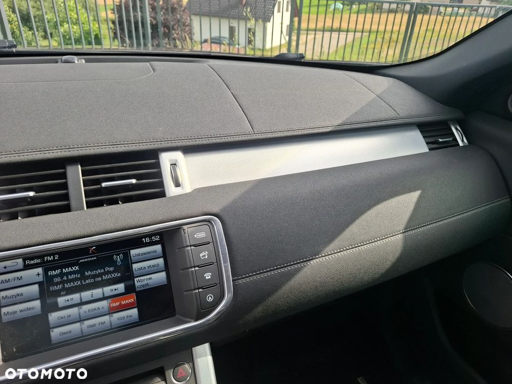 Land Rover Range Rover Evoque - 25