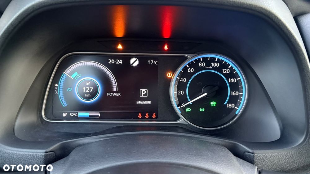 Nissan Leaf 40kWh N-Connecta - 11