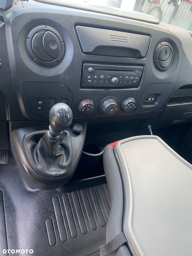 Renault Master - 11