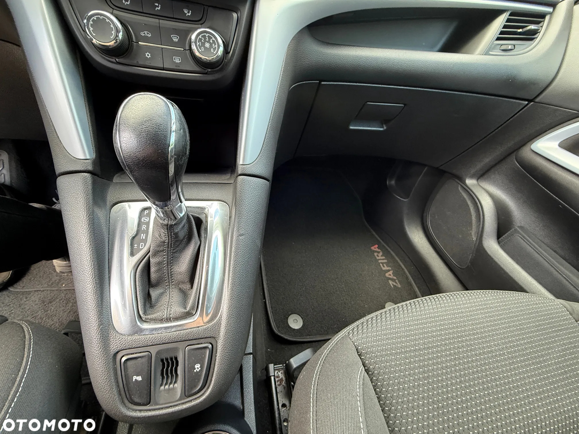 Opel Zafira - 15