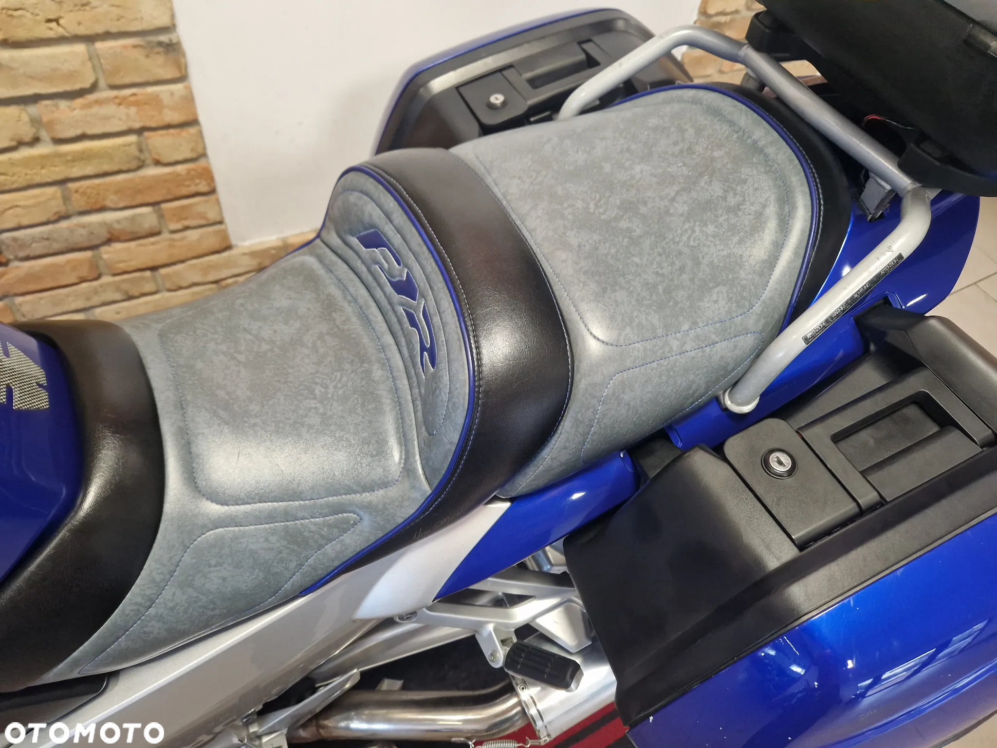 Yamaha FJR - 32