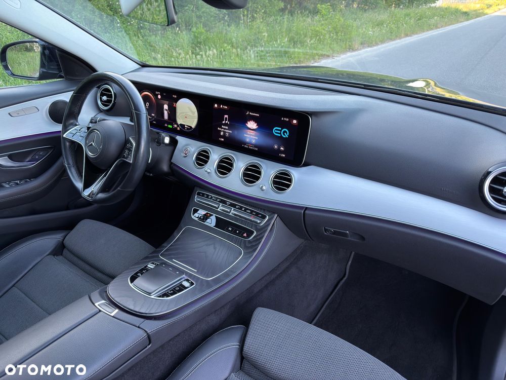 Mercedes-Benz Klasa E 300 de 4Matic 9G-TRONIC Night Edition - 39
