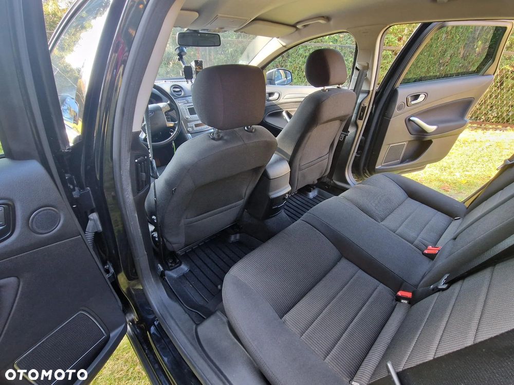 Ford Mondeo Turnier 2.0 TDCi Titanium - 8