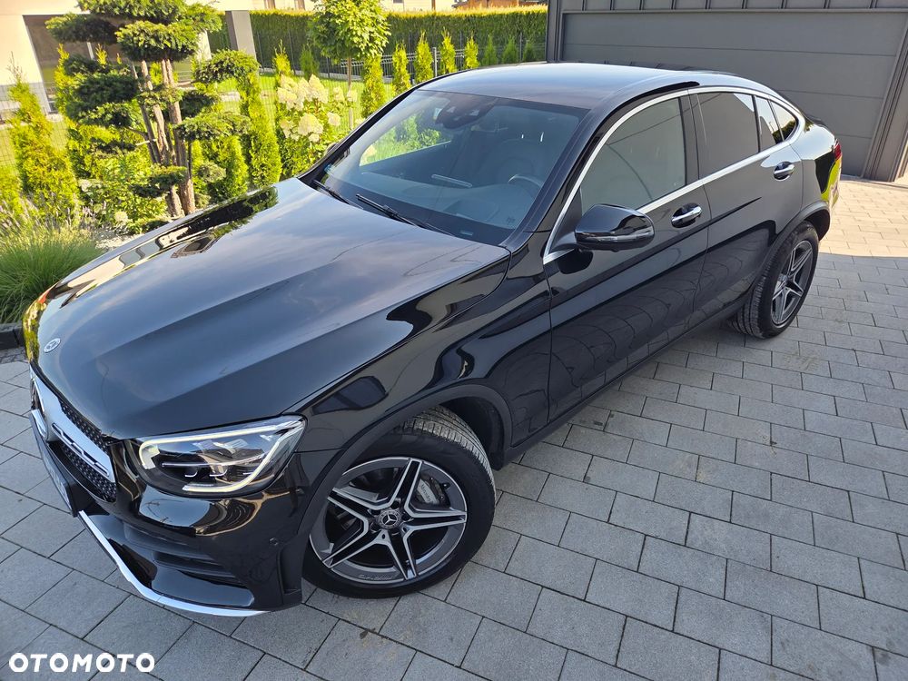Mercedes-Benz GLC 200 4Matic 9G-TRONIC AMG Line Plus - 11