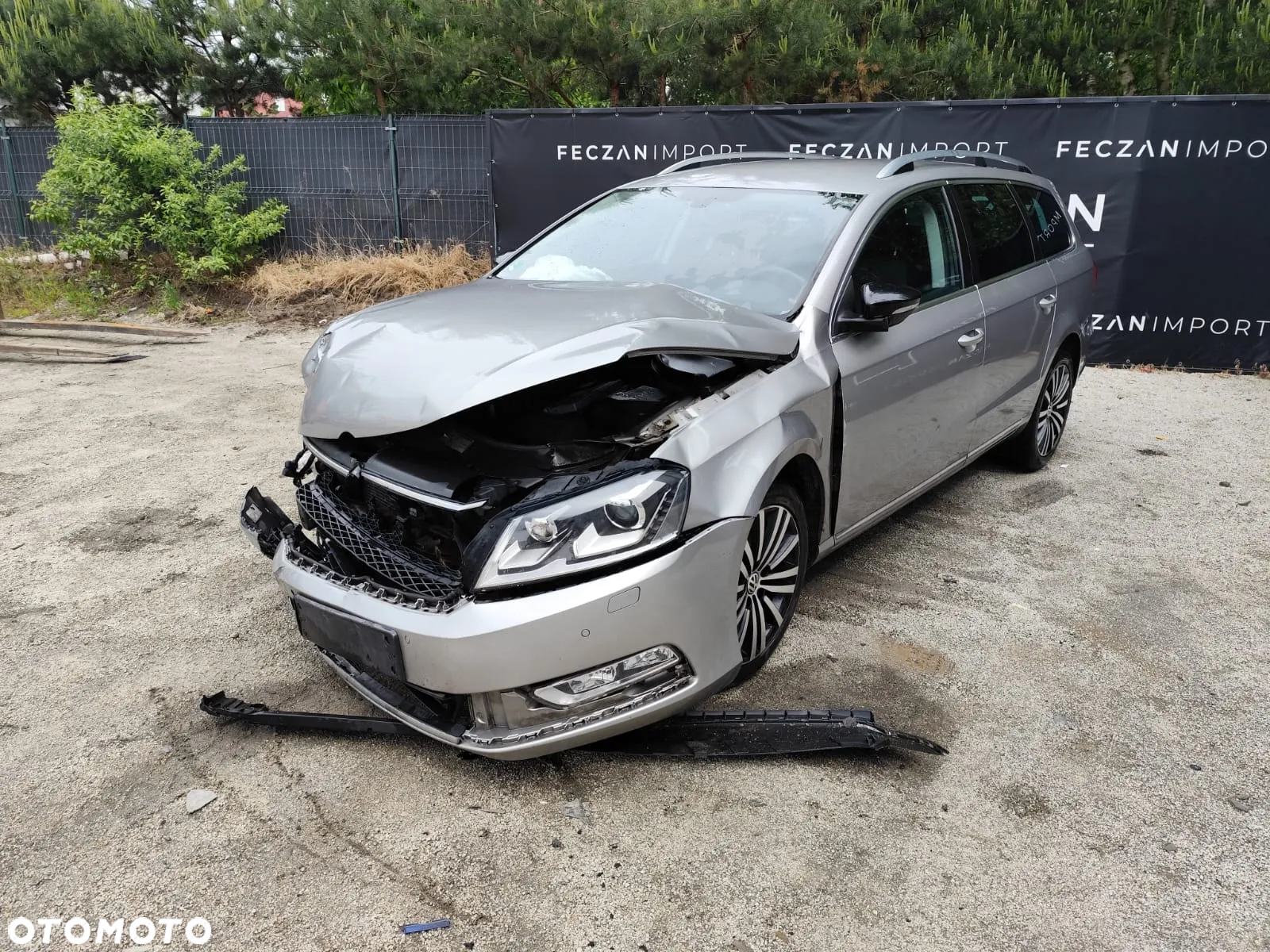 Volkswagen Passat - 2