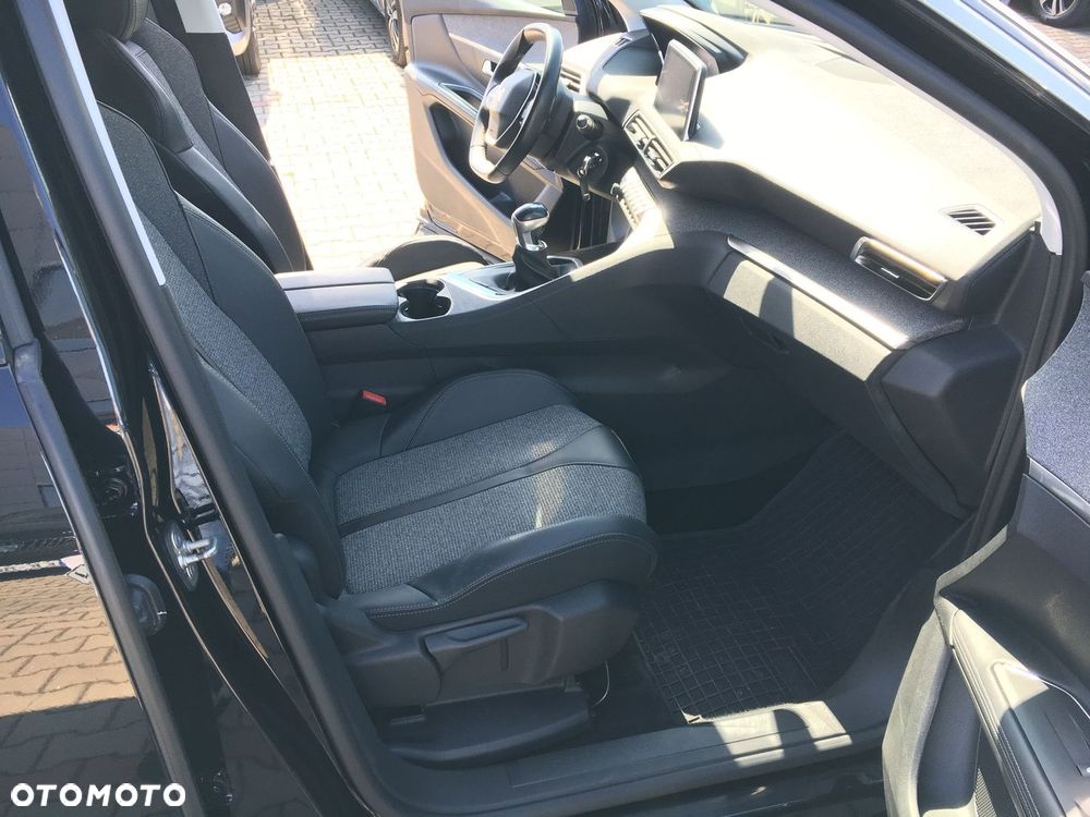 Peugeot 3008 1.5 BlueHDi Active S&S - 15