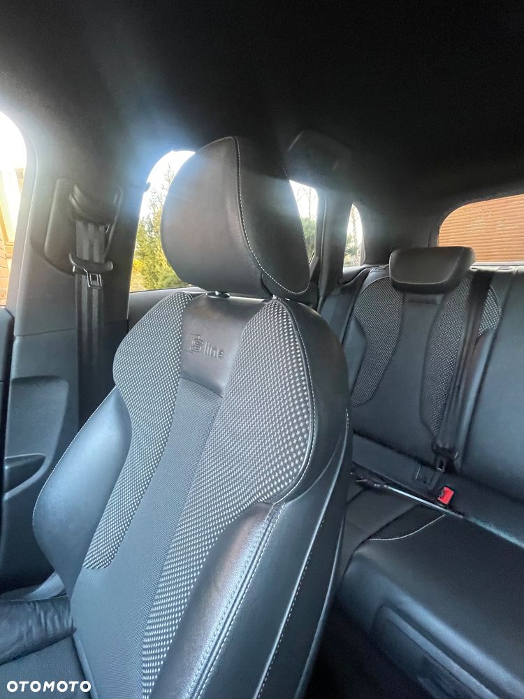 Audi A3 Sportback 2.0 TDI (clean diesel) quattro S line Sportpaket - 16