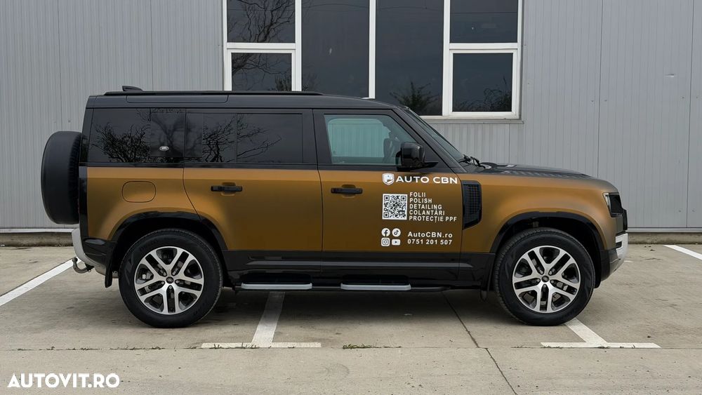 Land Rover Defender 90 3.0D 250 MHEV Hard Top X-Dynamic SE - 12