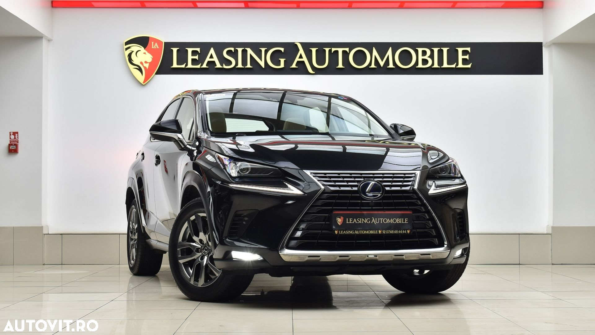 Lexus Seria NX 300h AWD Luxury - 4