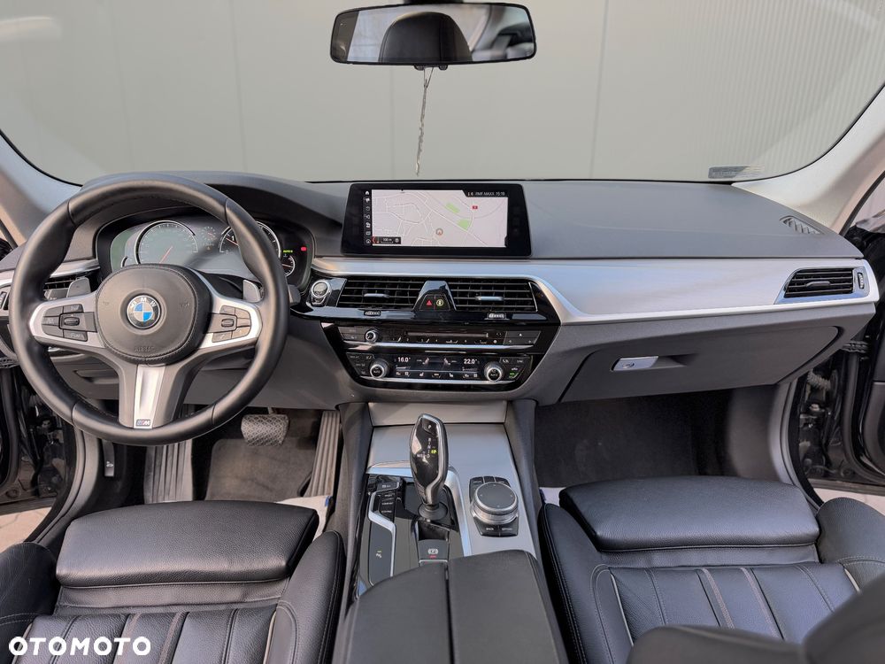 BMW Seria 5 520d xDrive Luxury Line sport - 7