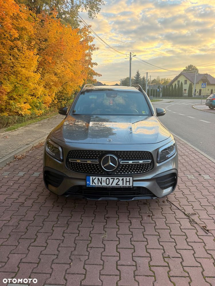 Mercedes-Benz Glb