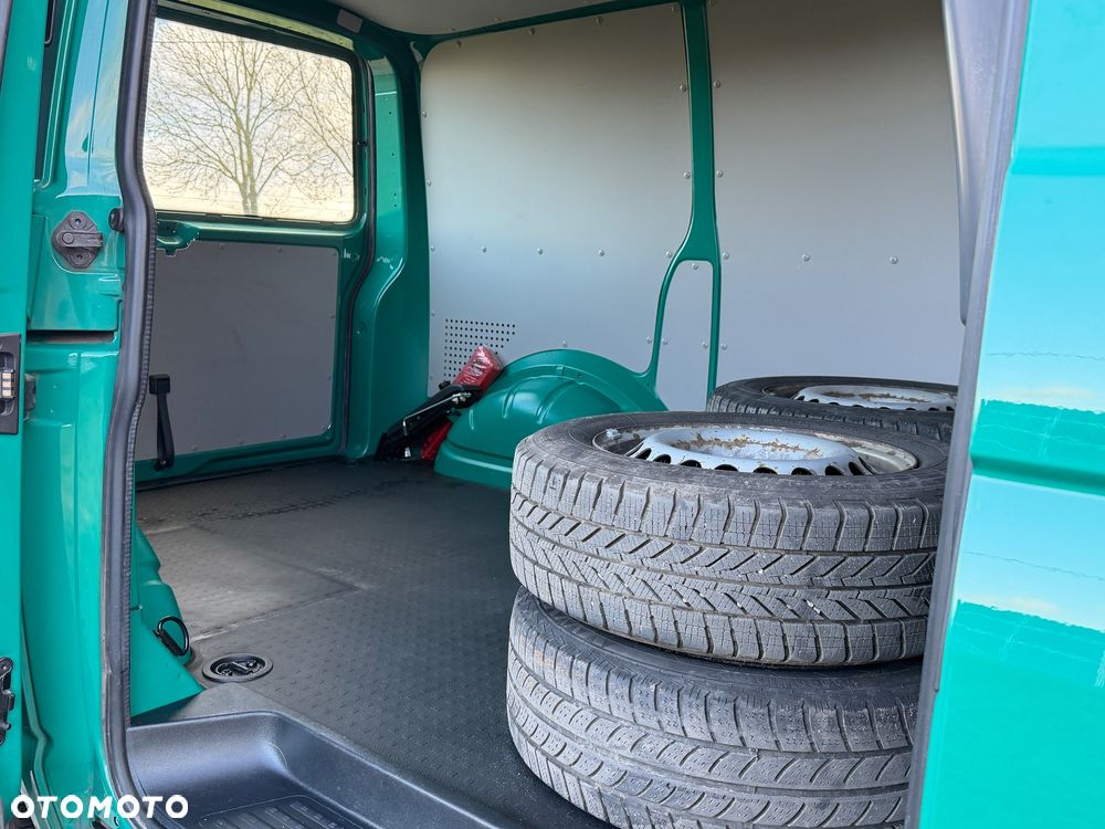 Volkswagen Transporter - 21