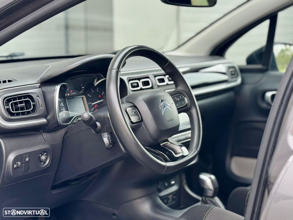 Citroën C3 1.2 PureTech Shine EAT6 - 12