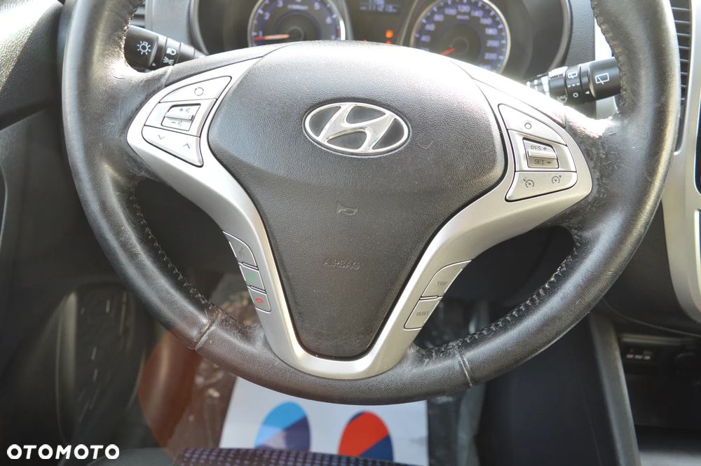 Hyundai ix20 1.6 Automatik Fifa World Cup Edition - 18