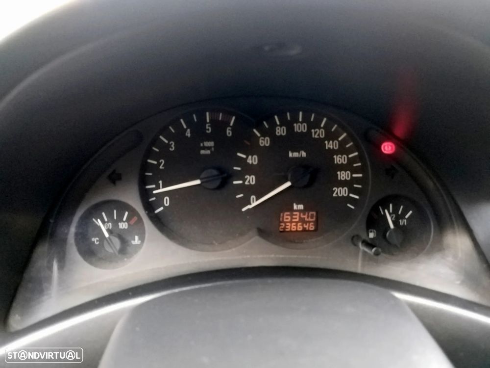 Opel CORSA - 27
