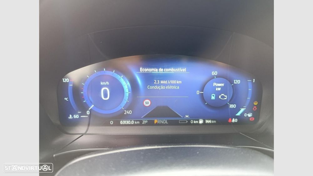 Ford Kuga 2.5 PHEV ST-Line X - 9