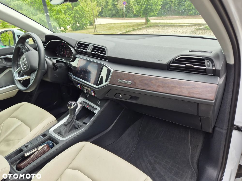 Audi Q3 40 TFSI Quattro S-Line S tronic - 11