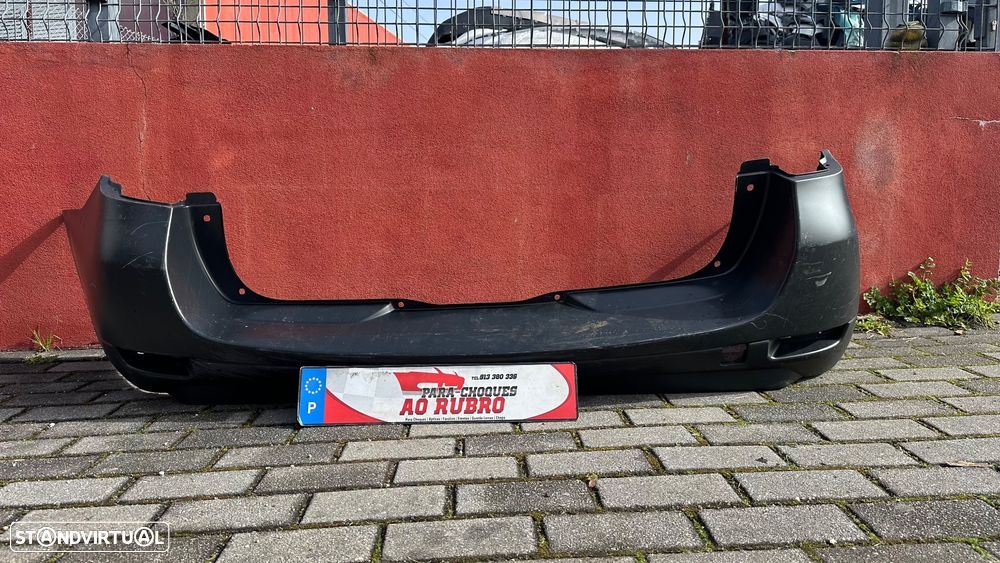 Parachoque Dacia logan 2013 - 1
