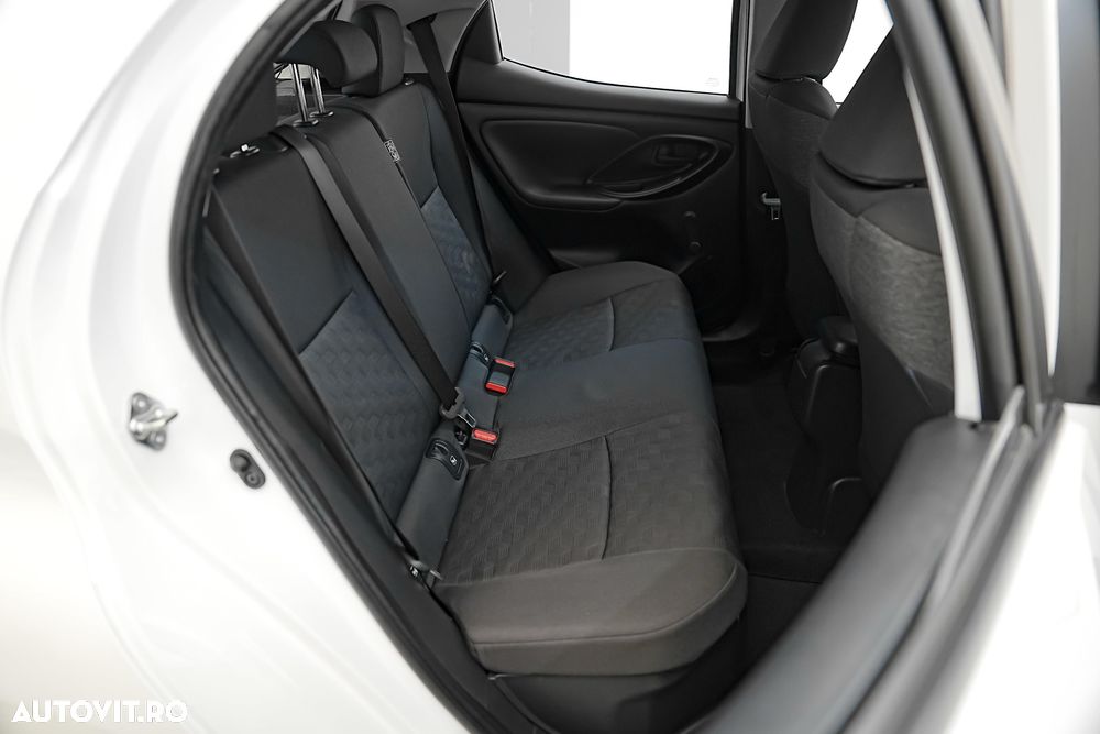 Toyota Yaris 1.5 L VVT-iE Multidrive S Active - 22