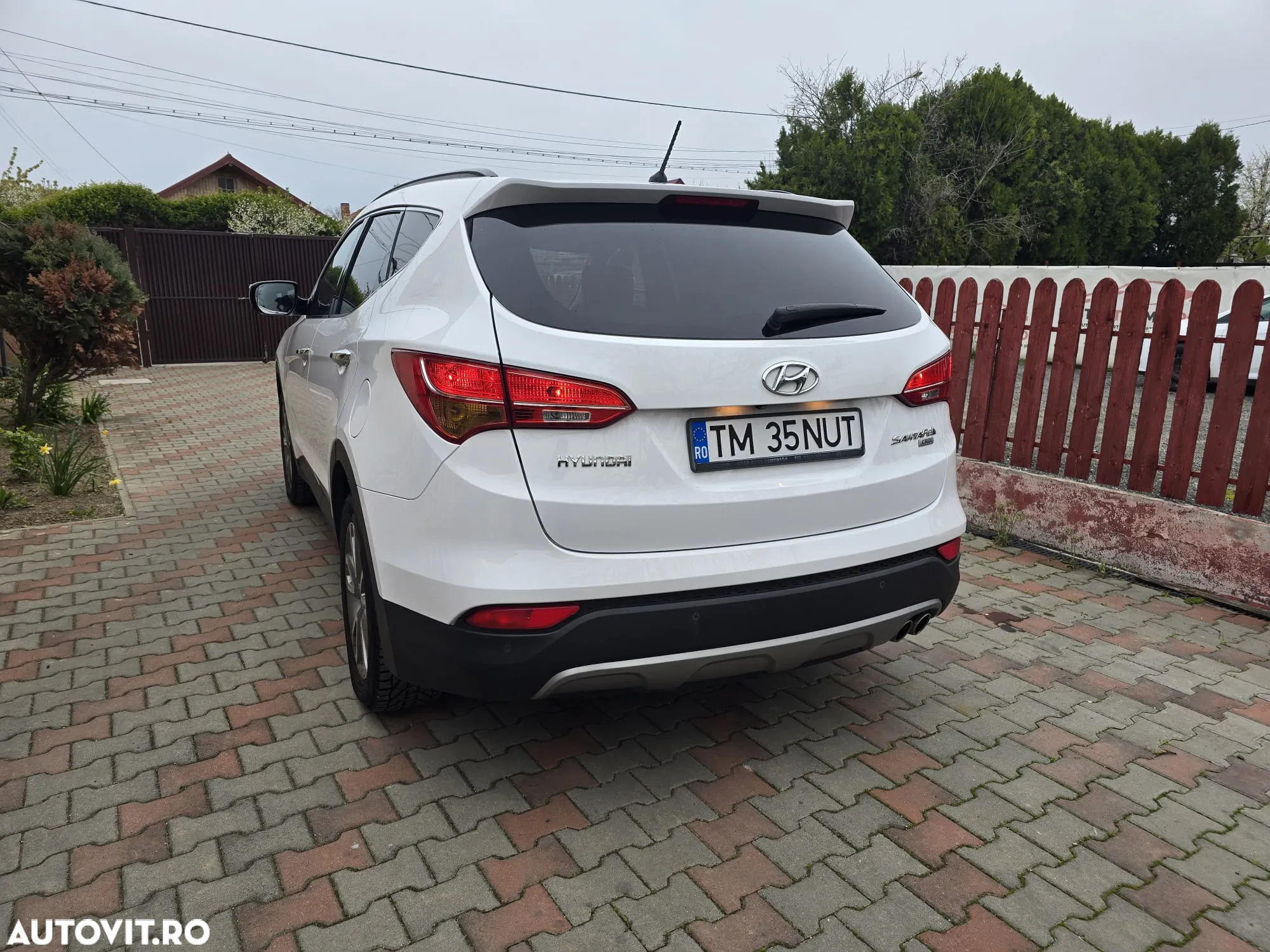 Hyundai Santa Fe - 2