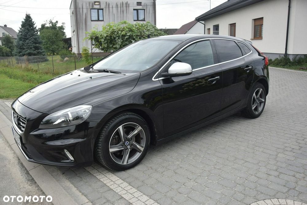 Volvo V40 D2 - 17