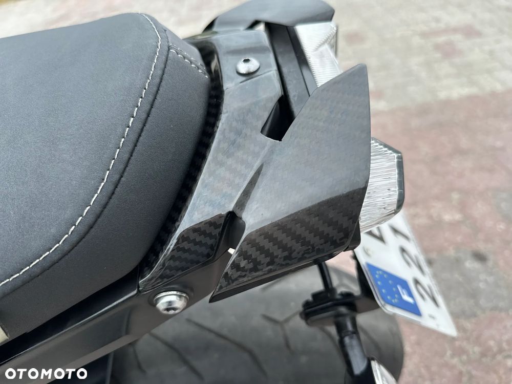 Yamaha MT - 28