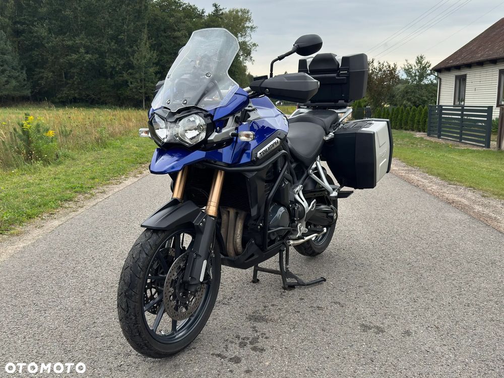 Triumph Tiger - 1