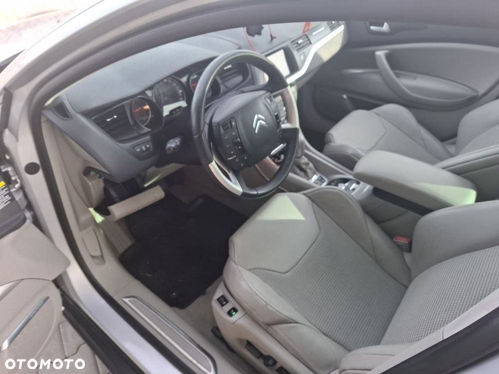 Citroën C5 3.0 HDi V6 Exclusive - 24