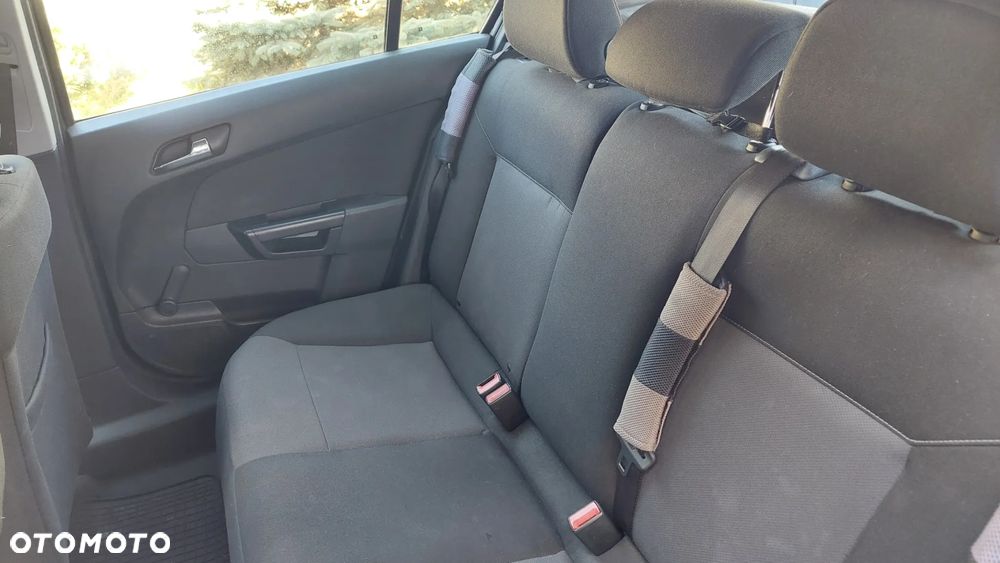 Opel Astra III 1.6 - 18