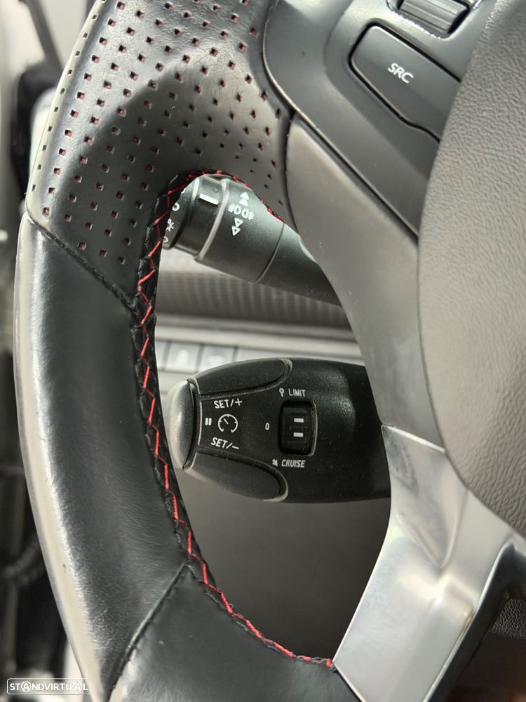 Peugeot 208 1.2 PureTech GT Line EAT6 - 27