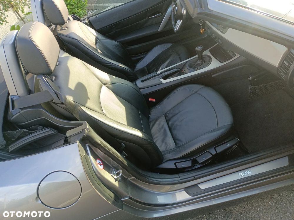 BMW Z4 2.2i - 16