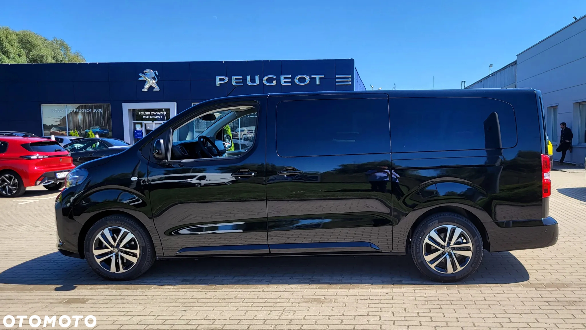 Peugeot Traveller e-Traveller Long Business Vip (75 kWh) - 5