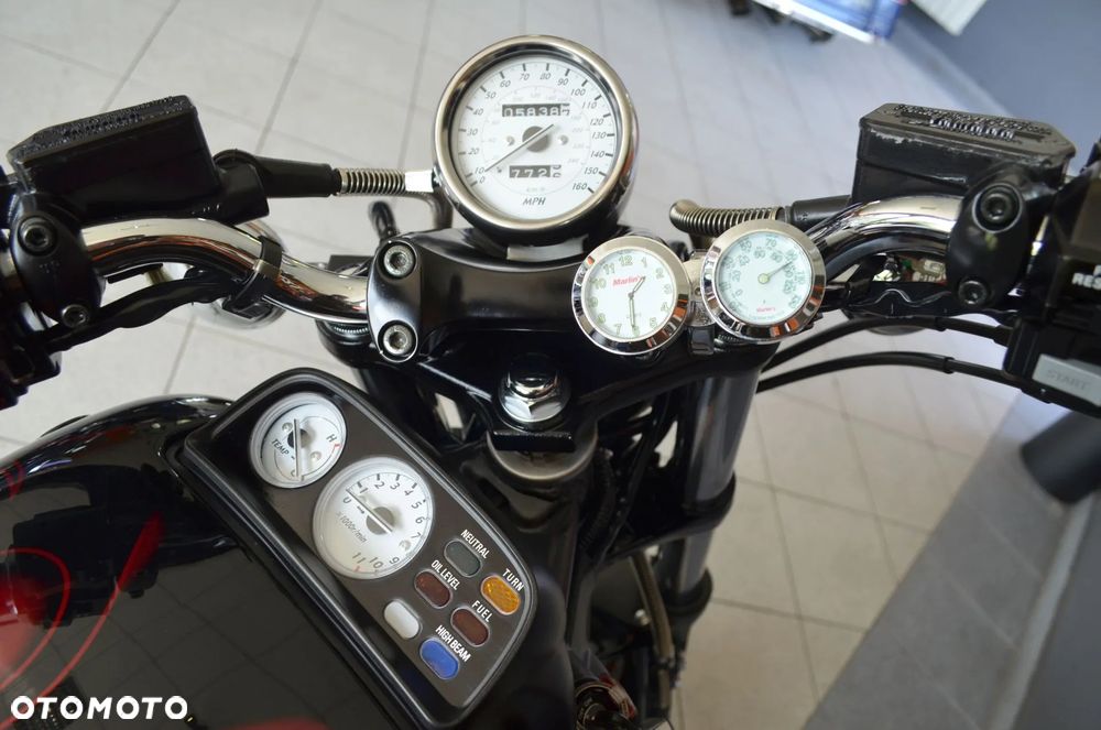 Yamaha V-MAX - 32