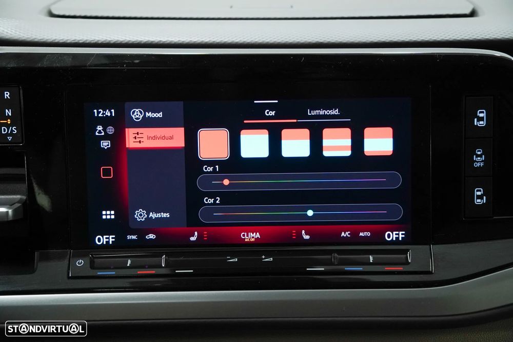 VW Multivan 2.0 TDI Style Longa DSG - 40