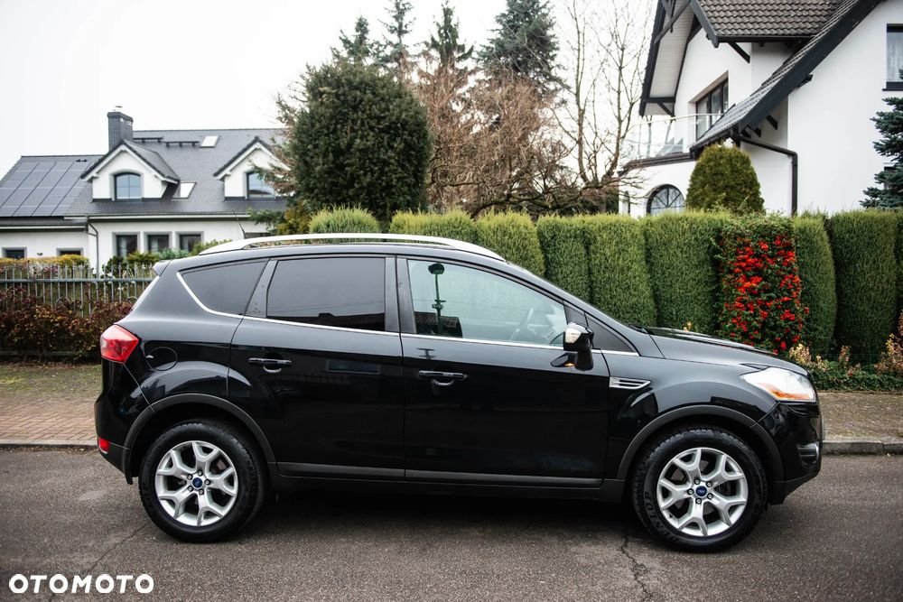 Ford Kuga 2.0 TDCi 4x4 Titanium - 4