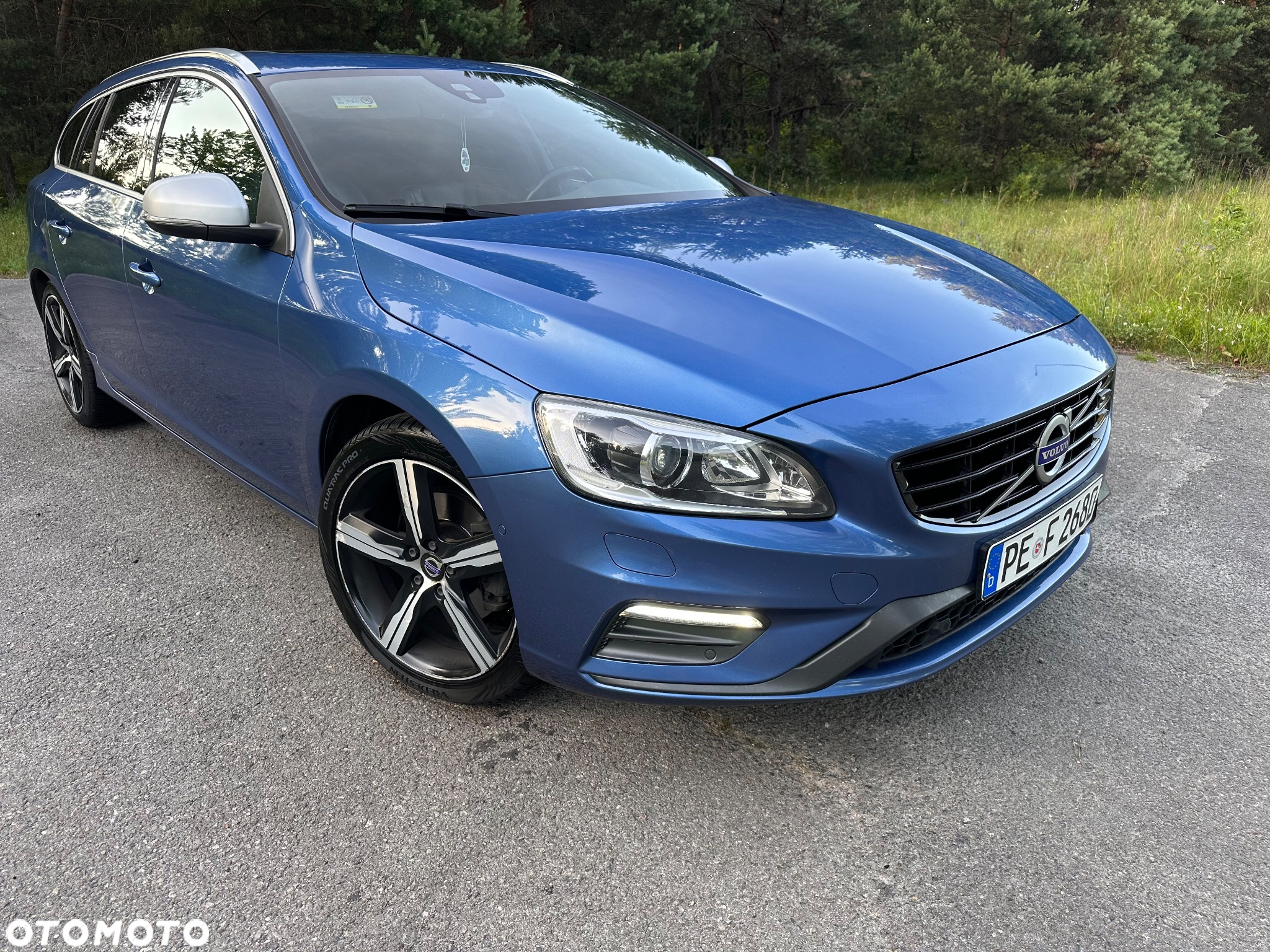 Volvo V60 D4 Drive-E R-Design Momentum - 5