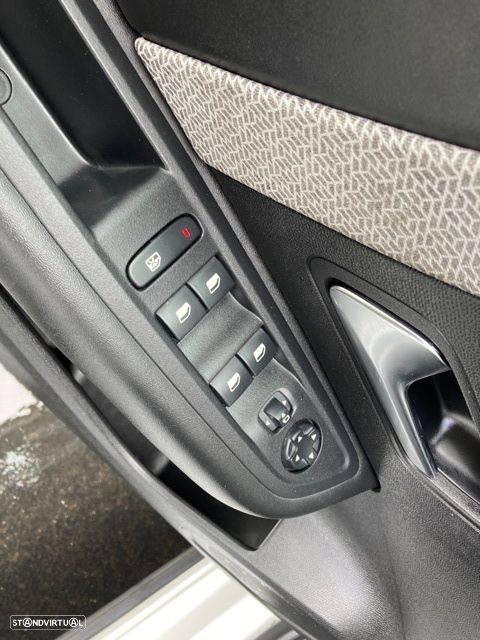 Citroën C4 1.5 BlueHDi Shine EAT8 - 37