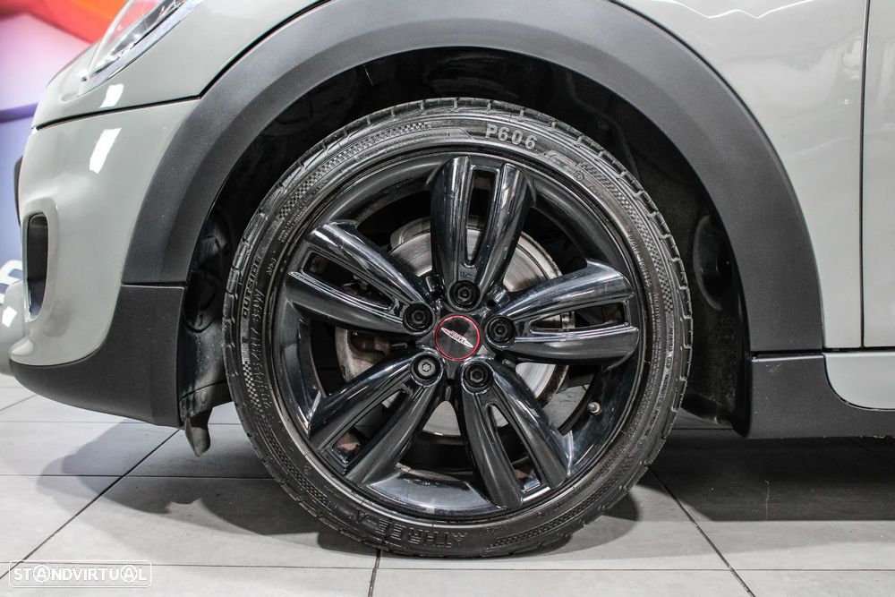MINI 5 Portas One D - 12