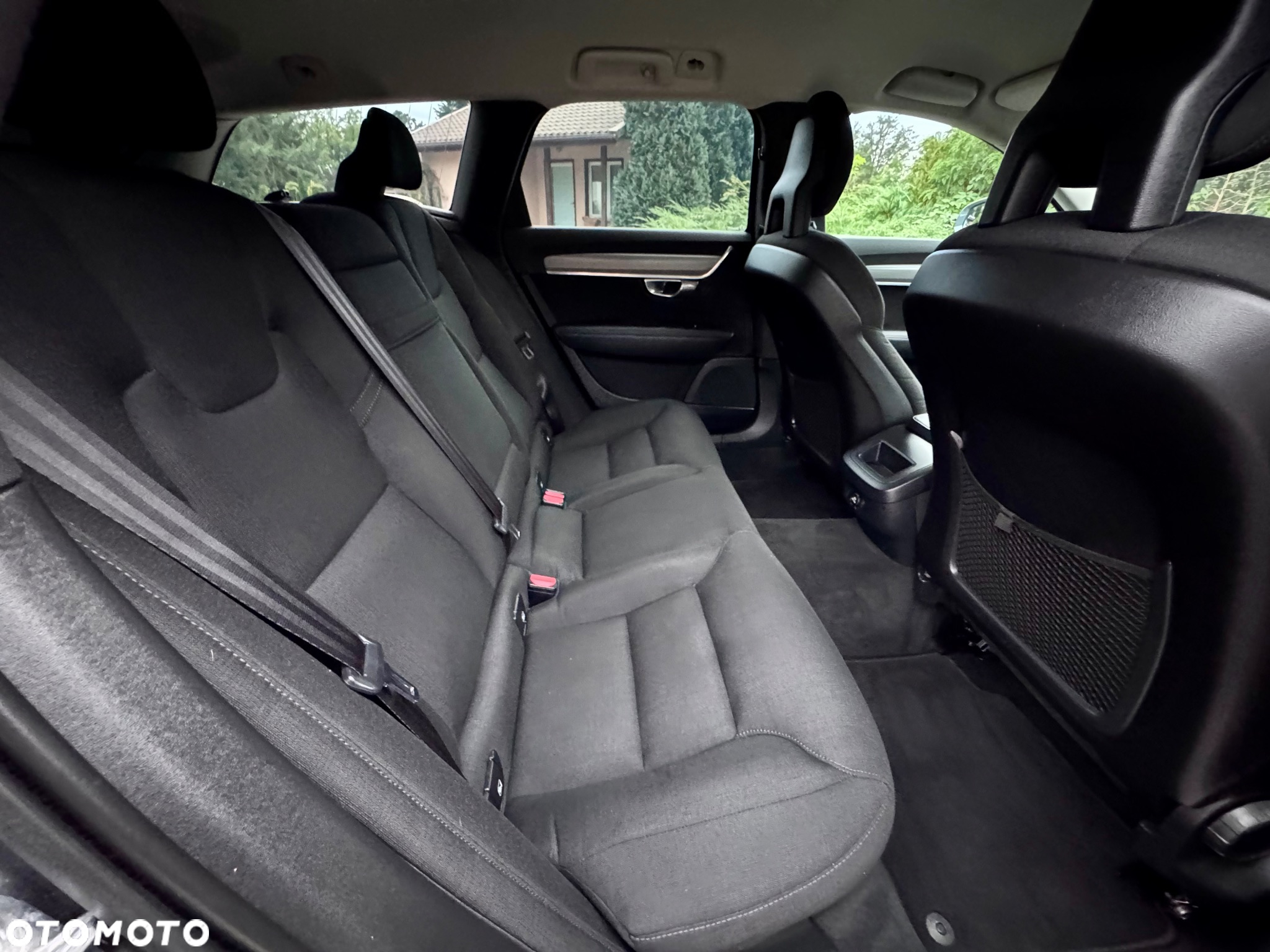 Volvo V90 D3 Geartronic Momentum Pro - 31