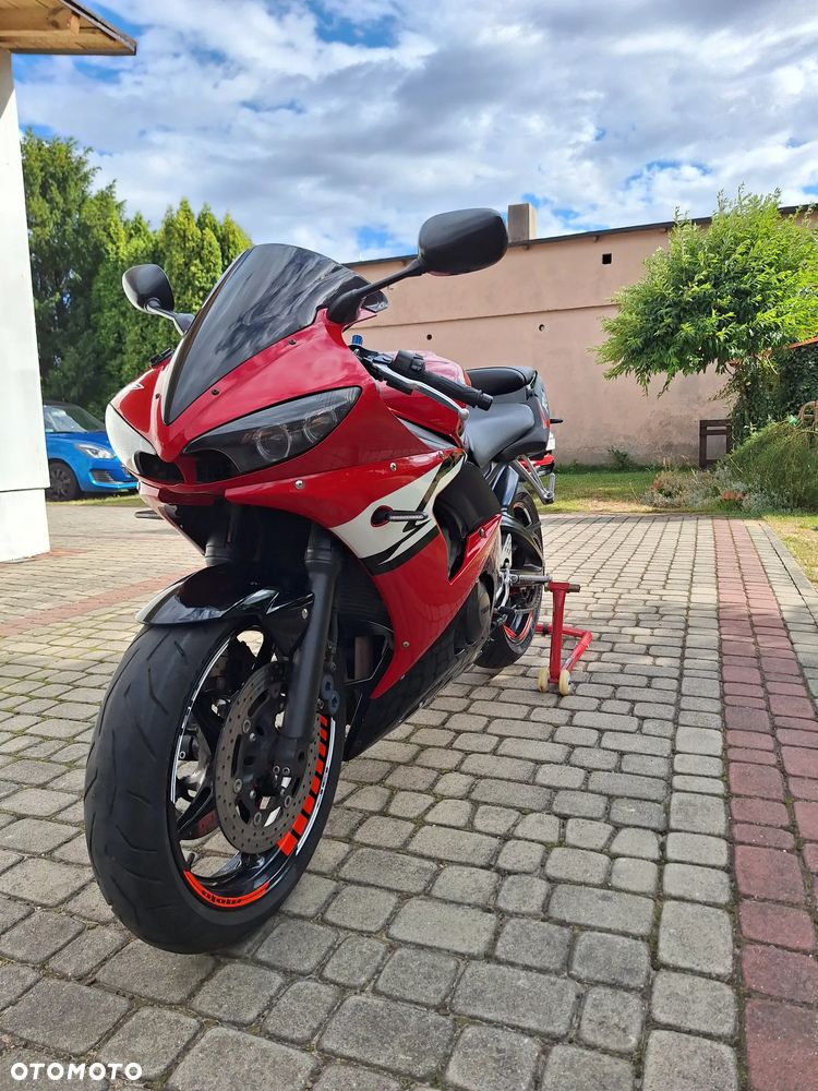 Yamaha YZF - 5