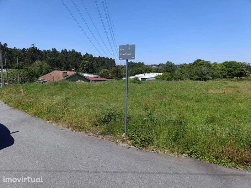 Terreno à Venda – Olival, Vila Nova de Gaia – 2.120 m² - Grande imagem: 2/4